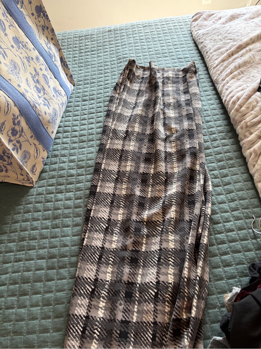 Isaac Mizrahi plaid pants
